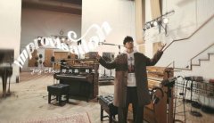 <b>先送给粉丝这首旋律优美的即兴曲</b>