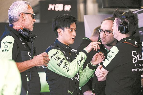 F1车手阵容正经历“大洗牌”，周冠宇下赛季能否