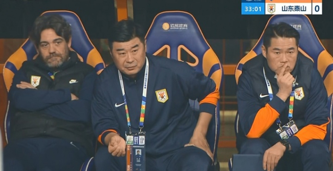 云南玉昆4-0完胜山东泰山 追平球队历史最大比分