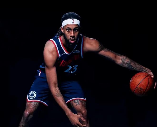 快船逆转尼克斯登西部第八 阿伦崛起助球队反超