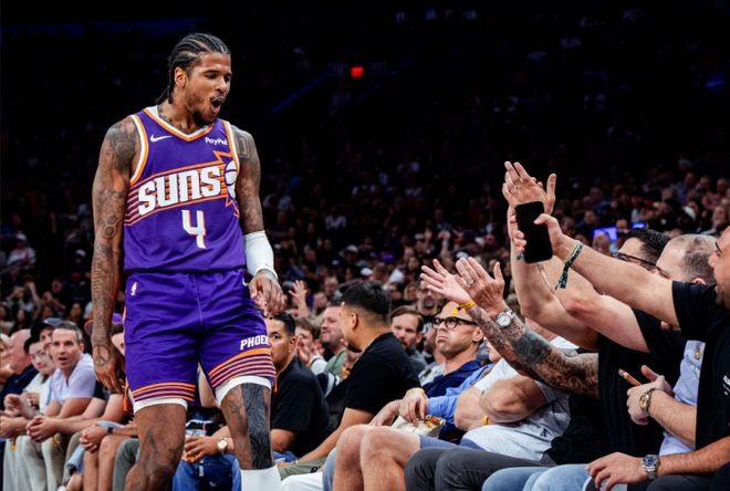 太阳双星爆发终结五连败 布克砍25+6助攻率队大胜